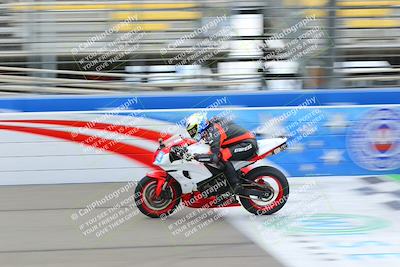 media/May-29-2022-Fastrack Riders_ [[fc0f8b1a06]]/Level 1 and RDS/Start Finish/